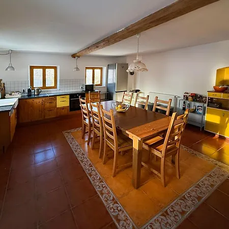 Kaménka 8 - Farmářův Dům